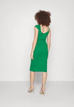 Wal G Revra One Shoulder Midi Dress - Cocktailjurk - Leaf Green 9 Wal G Revra One Shoulder Midi Dress - Cocktailjurk - Leaf Green -Wal G 14a40db978384c5ab4b883845ea0caca