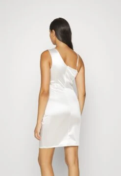 Wal G Tanya Ruffle Mini - Cocktailjurk - White -Wal G 21552e3d87fb4a83abd10e3cd2c447be