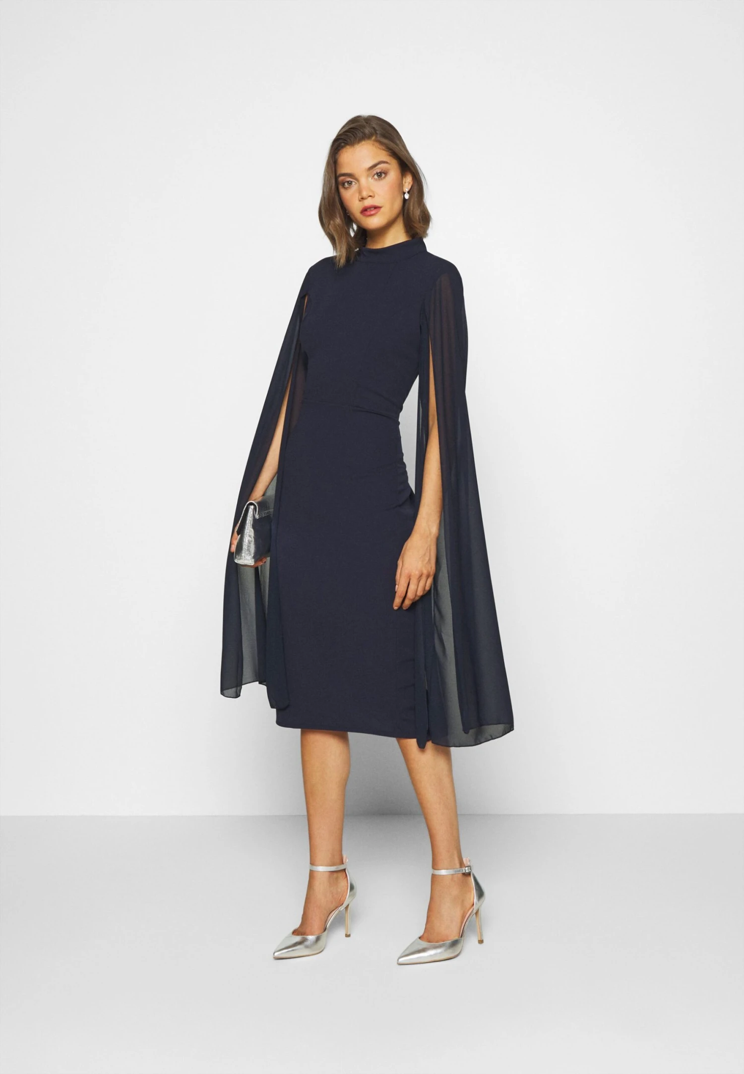 Wal G Cape Sleeve Dress - Cocktailjurk - Navy Blue 4 Wal G Cape Sleeve Dress - Cocktailjurk - Navy Blue - Afbeelding 2