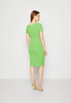 Wal G Cruise CollectionBry Mini Dress - Jerseyjurk - Leaf Green 10 Wal G Cruise CollectionBry Mini Dress - Jerseyjurk - Leaf Green -Wal G 2bbfd434117a4df5ba28dae462bdd4f5