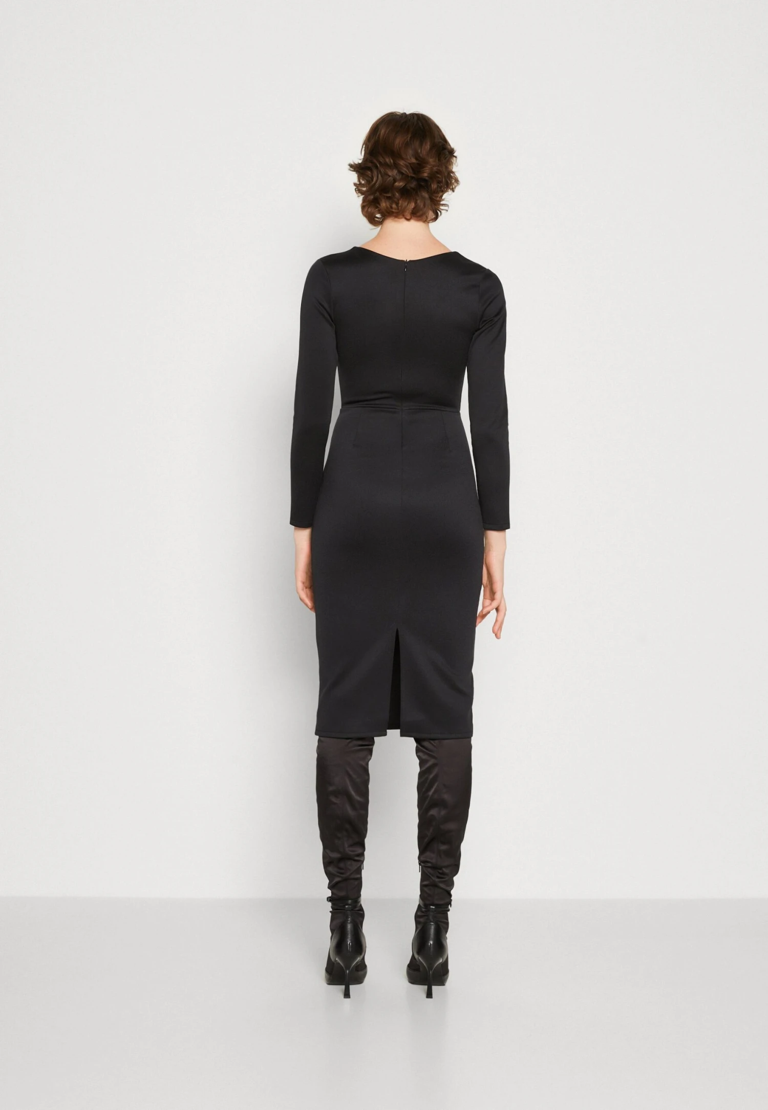 Wal G Zanad V Neck Midi - Jerseyjurk - Black 5 Wal G Zanad V Neck Midi - Jerseyjurk - Black - Afbeelding 3