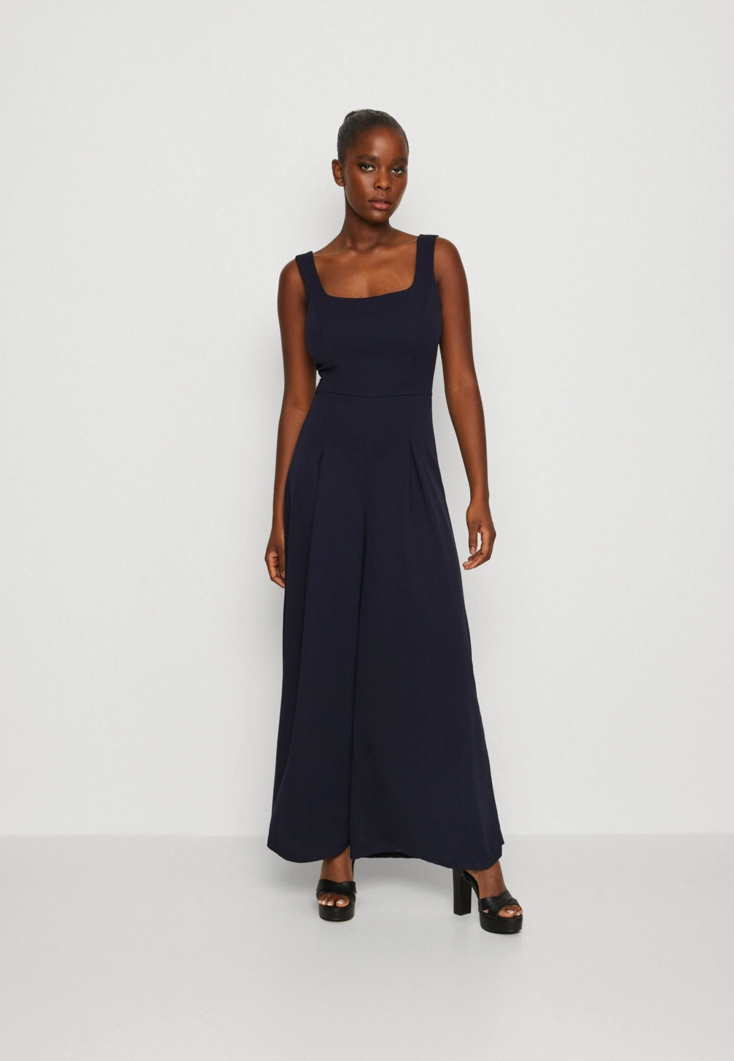 Wal G Rian Wide Leg Pleat - Jumpsuit - Navy Blue 3 Wal G Rian Wide Leg Pleat - Jumpsuit - Navy Blue