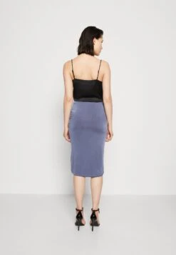 Wal G Party Ty Midi Skirt - Kokerrok - Denim Blue 10 Wal G Party Ty Midi Skirt - Kokerrok - Denim Blue -Wal G 4ba2a51cfc594d91b9f78ba0274ead70