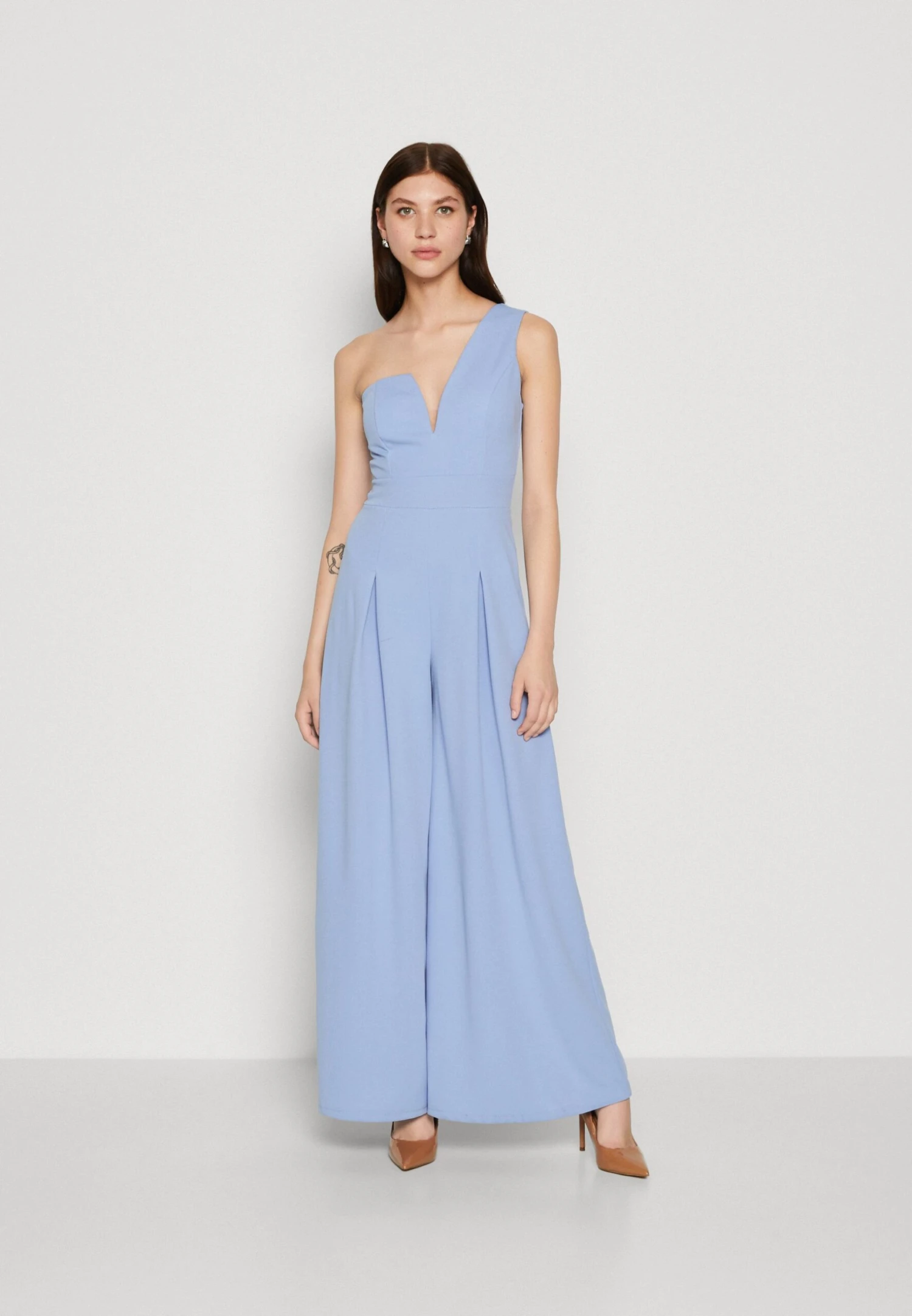 Wal G Gigi Wide Leg Pleat - Jumpsuit - Powder Blue 3 Wal G Gigi Wide Leg Pleat - Jumpsuit - Powder Blue