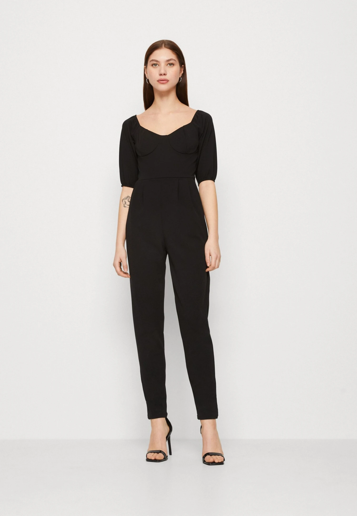 Wal G Alicia Straight Leg - Jumpsuit - Black 3 Wal G Alicia Straight Leg - Jumpsuit - Black