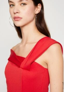 Wal G Delila Strap Midi - Jerseyjurk - Red 13 Wal G Delila Strap Midi - Jerseyjurk - Red -Wal G 5d93f35042ac444091f400615376b12e