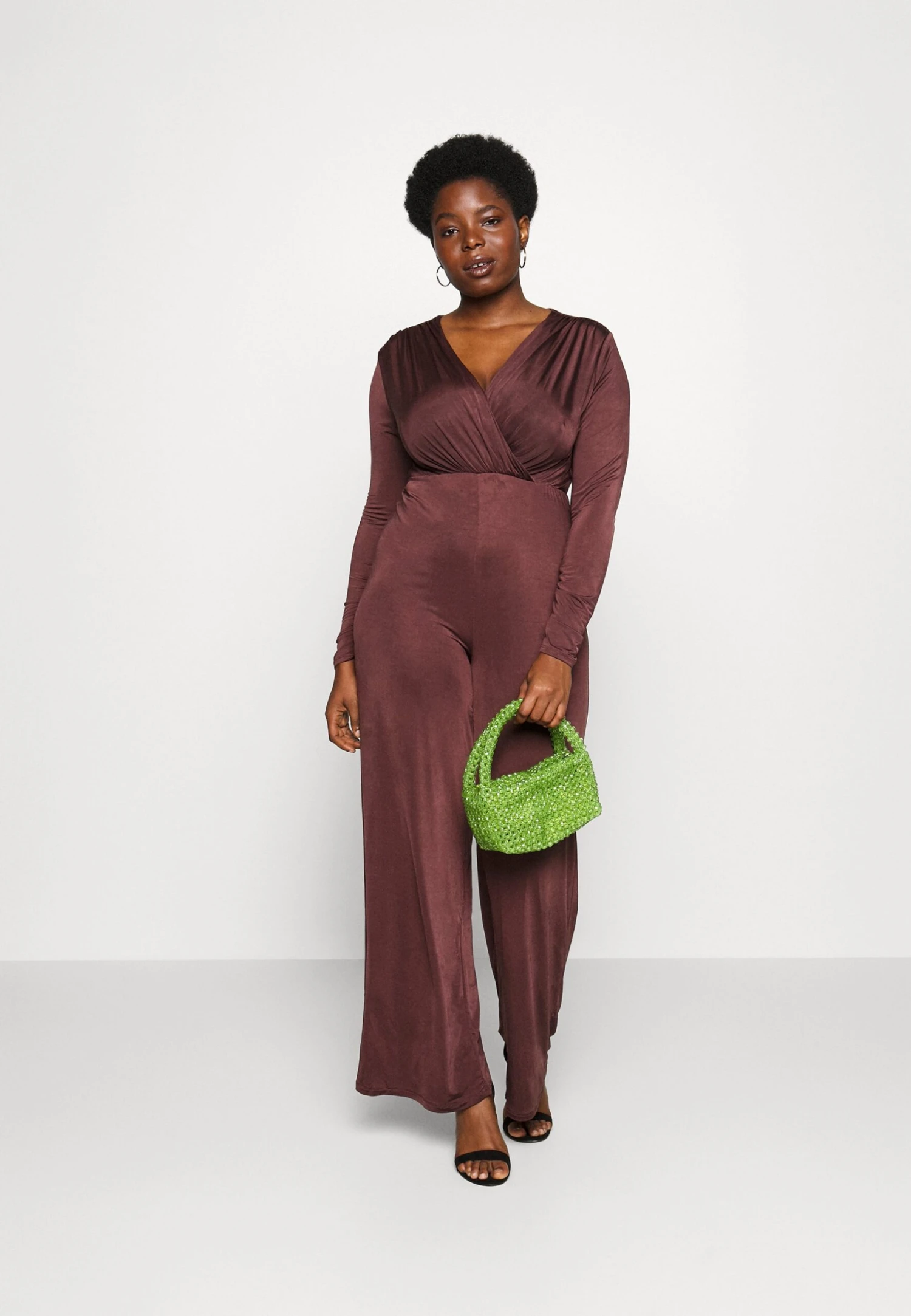 Curve Cece- Jumpsuit - Chocolate Brown 4 Curve Cece- Jumpsuit - Chocolate Brown - Afbeelding 2