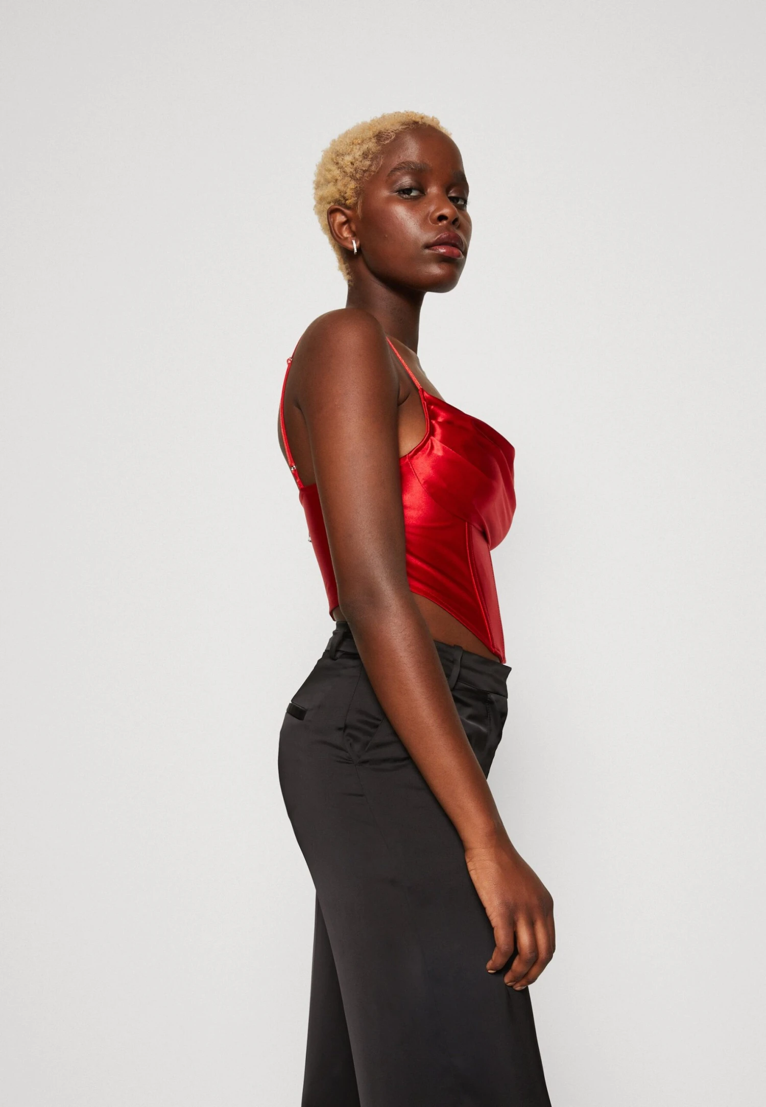 Wal G Christian Corset Crop - Top - Red 6 Wal G Christian Corset Crop - Top - Red - Afbeelding 4