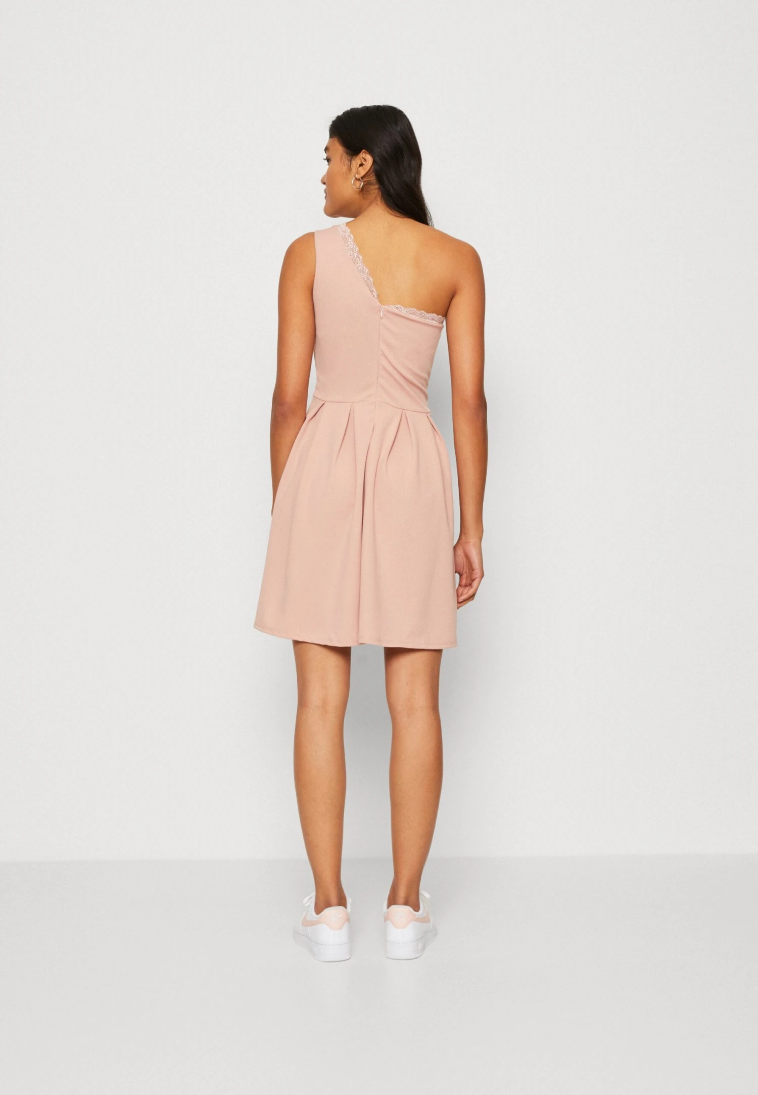 Wal G Vanya One Shoulder Skater Dress - Jerseyjurk - Blush Pink 5 Wal G Vanya One Shoulder Skater Dress - Jerseyjurk - Blush Pink - Afbeelding 3