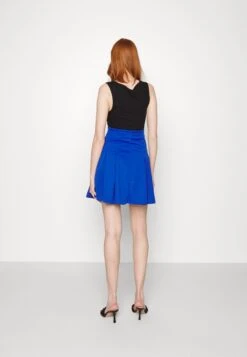 Wal G Zerene Skater Skirt - A-Lijn Rok - Electric Blue 9 Wal G Zerene Skater Skirt - A-Lijn Rok - Electric Blue -Wal G 6aa8c765c5f946e995c543903f9e1ca5
