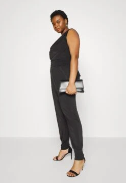 Brady V Neck- Jumpsuit - Black 11 Brady V Neck- Jumpsuit - Black -Wal G 6f83f400226c41faaab3143b89b97cc0