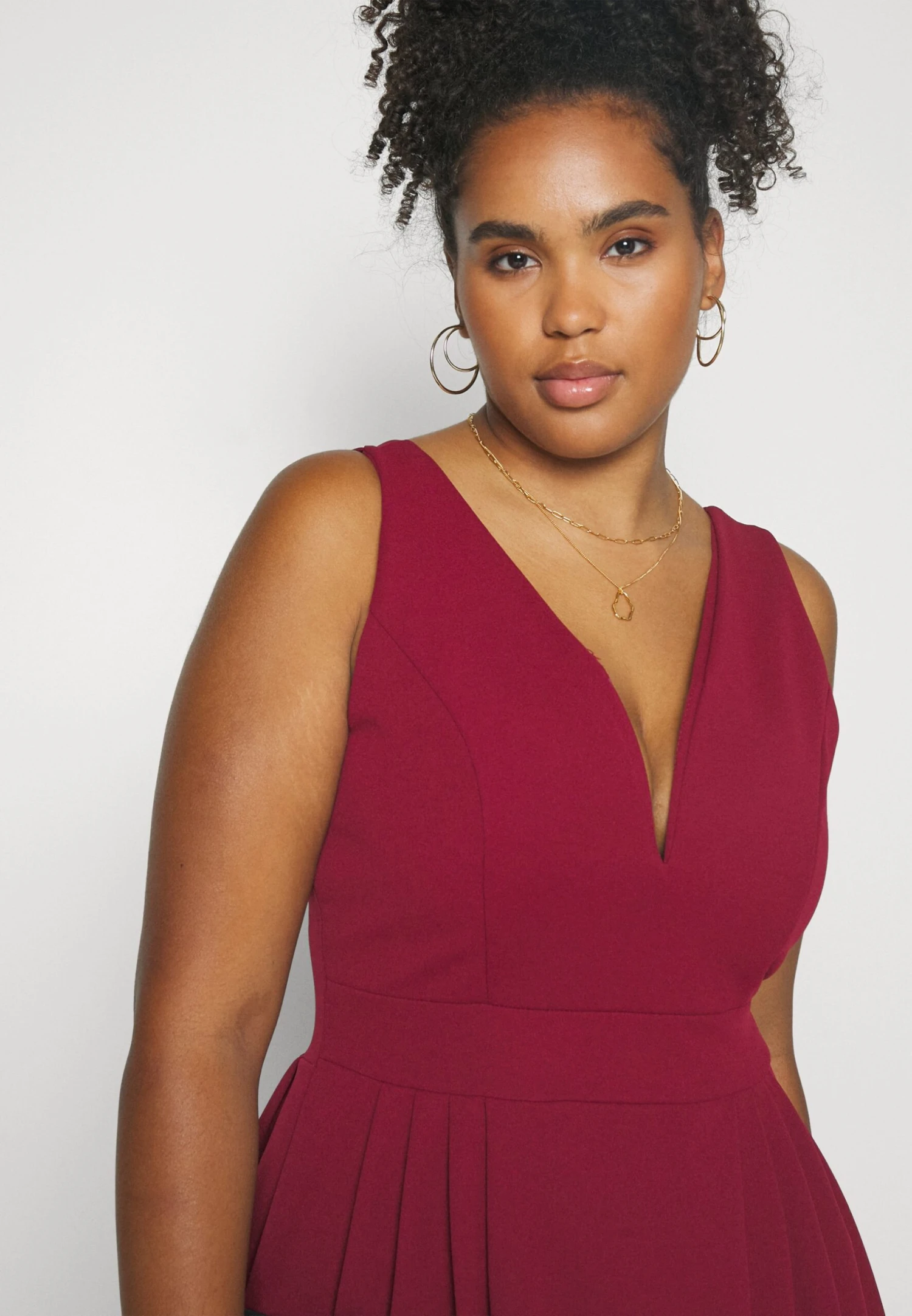 Kandy V Neck Midi - Jurk - Wine 6 Kandy V Neck Midi - Jurk - Wine - Afbeelding 4