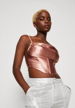 Wal G Christian Corset Crop - Top - Dusty Pink 11 Wal G Christian Corset Crop - Top - Dusty Pink -Wal G 7e476e5087354e17bc0af25acc36b0b1