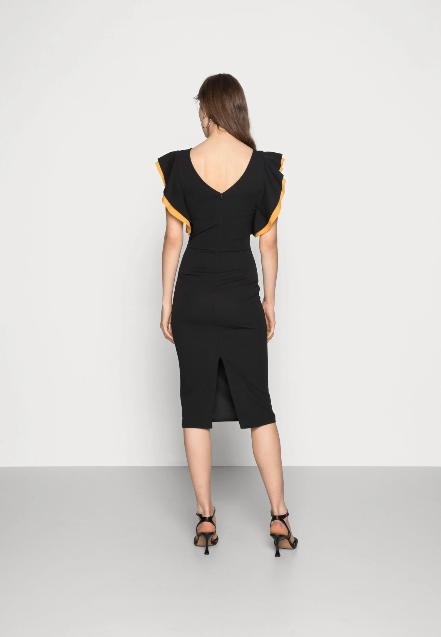 Wal G Kelly Ruffle Sleeve Midi Dress - Cocktailjurk - Black 5 Wal G Kelly Ruffle Sleeve Midi Dress - Cocktailjurk - Black - Afbeelding 3