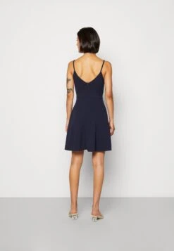 Wal G Jina Skater Dress - Jerseyjurk - Navy Blue 10 Wal G Jina Skater Dress - Jerseyjurk - Navy Blue -Wal G 8babce44aea24804824484e5ae954478