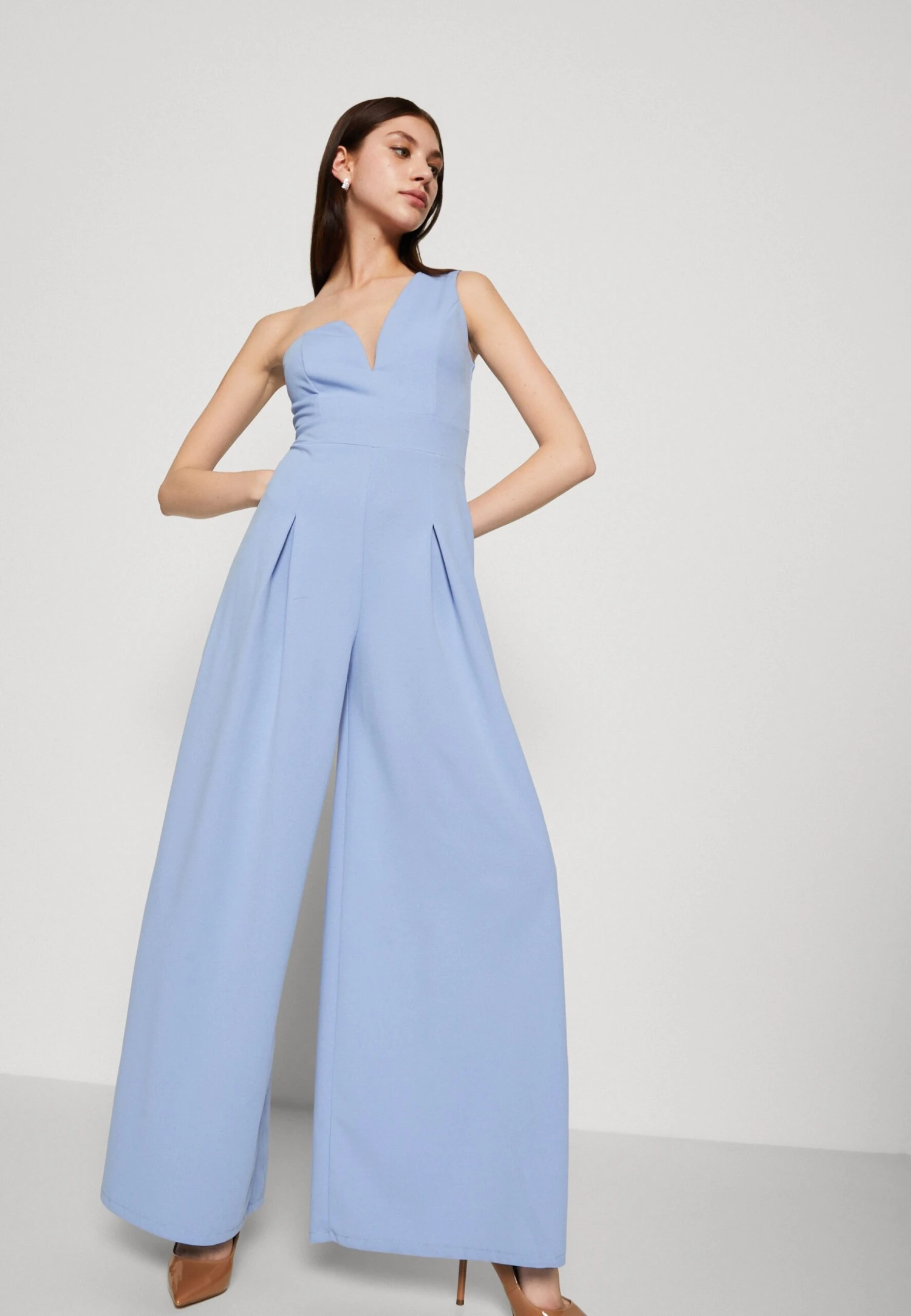 Wal G Gigi Wide Leg Pleat - Jumpsuit - Powder Blue 6 Wal G Gigi Wide Leg Pleat - Jumpsuit - Powder Blue - Afbeelding 4