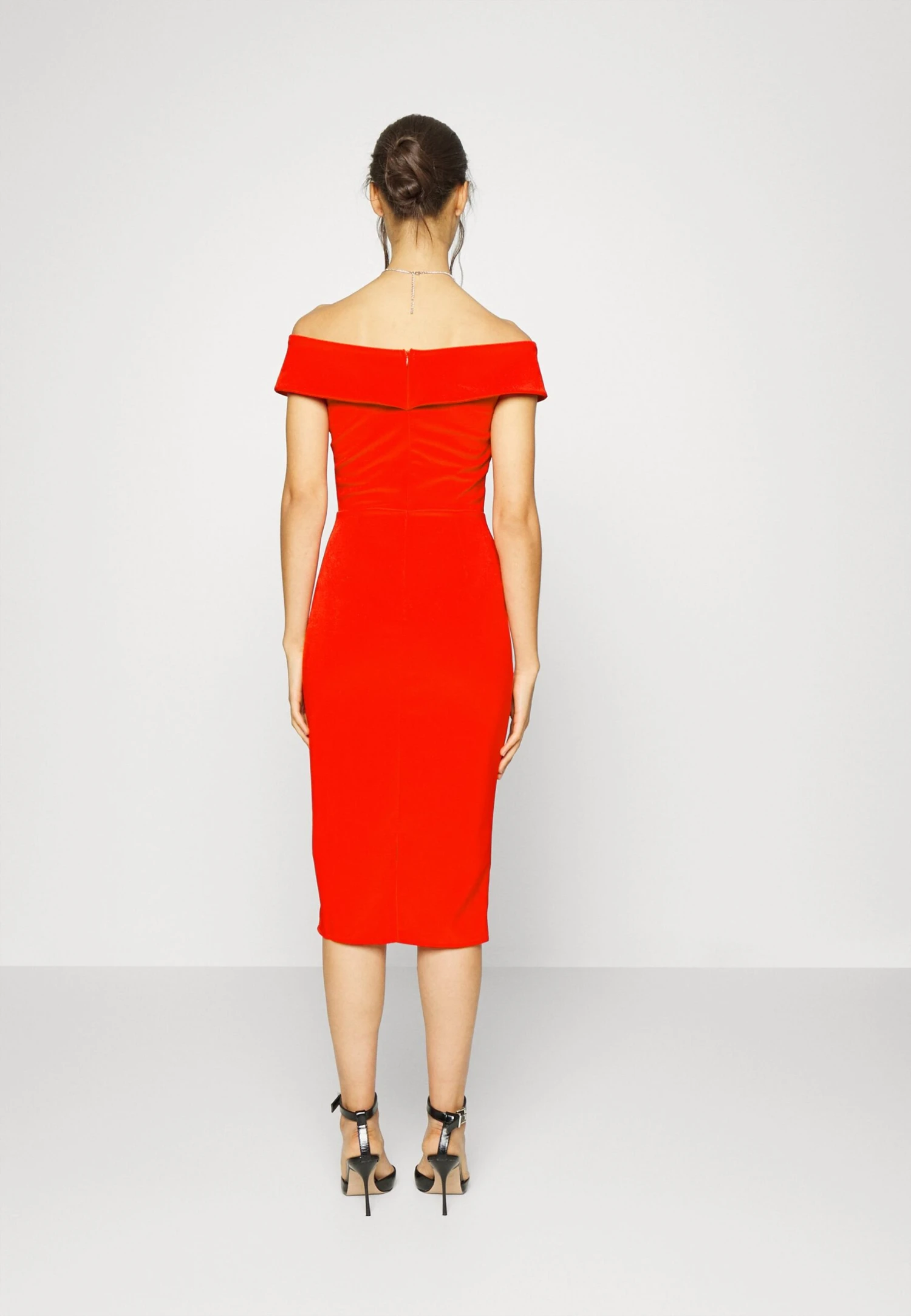 Wal G Zara Midi Dress - Cocktailjurk - Red 5 Wal G Zara Midi Dress - Cocktailjurk - Red - Afbeelding 3