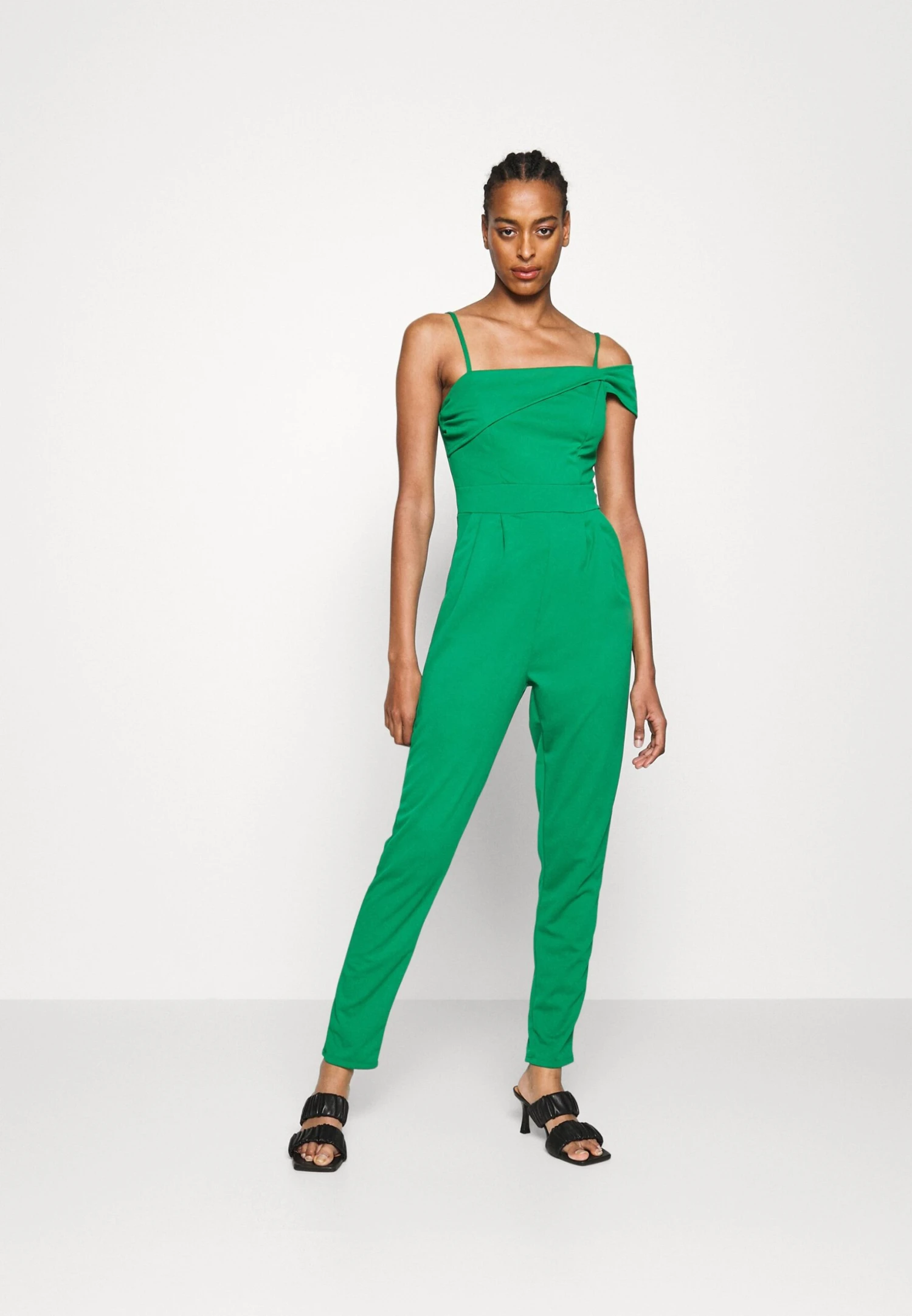 Harriet One Sleeve - Jumpsuit - Leaf Green 4 Harriet One Sleeve - Jumpsuit - Leaf Green - Afbeelding 2
