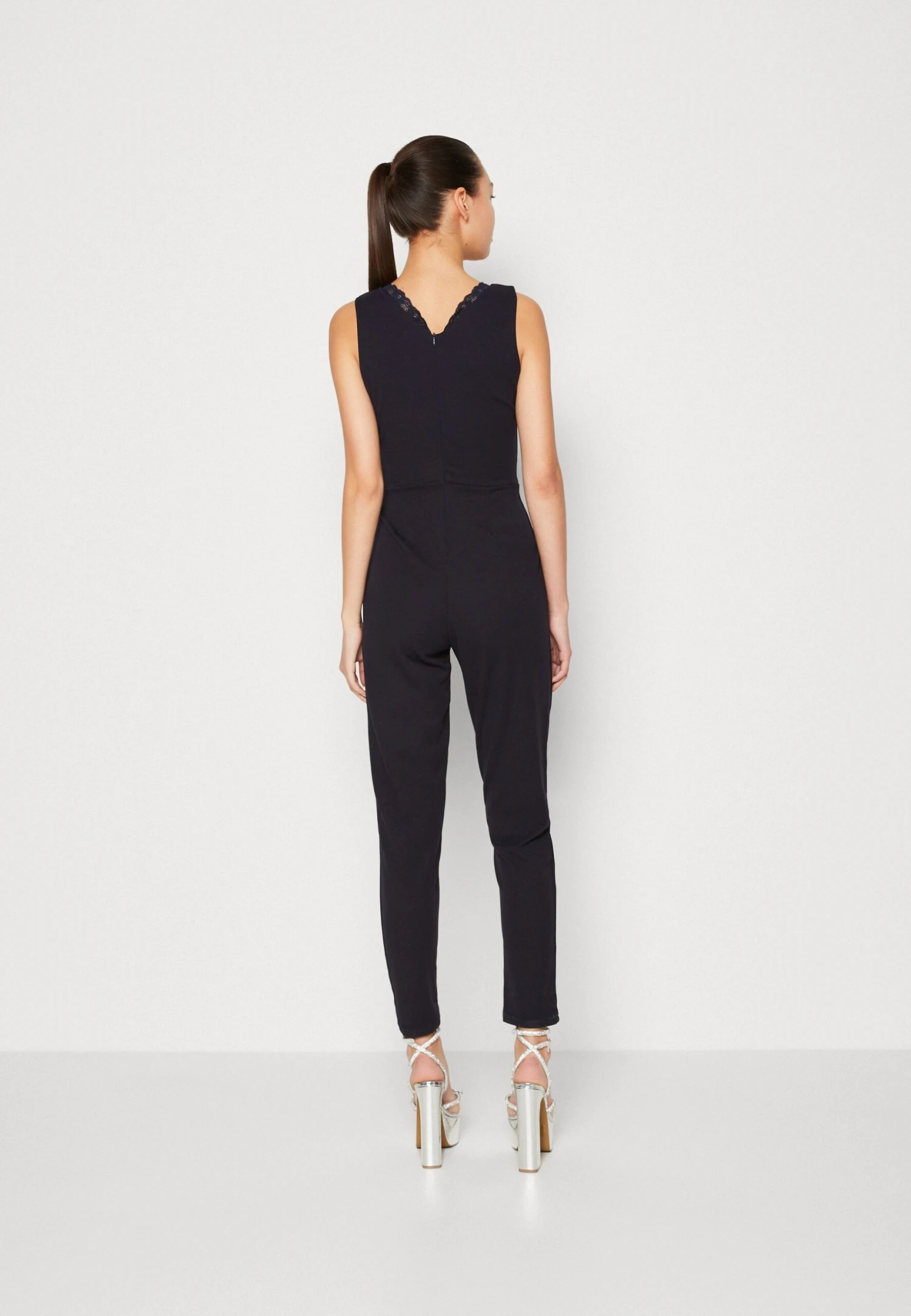 Wal G Dayna Straight Leg - Jumpsuit - Navy Blue 5 Wal G Dayna Straight Leg - Jumpsuit - Navy Blue - Afbeelding 3