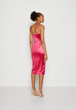Wal G Saira Midi - Etui-Jurk - Fuchsia 10 Wal G Saira Midi - Etui-Jurk - Fuchsia -Wal G d2acae44eecf4f1ebfc902a35ddd17c3