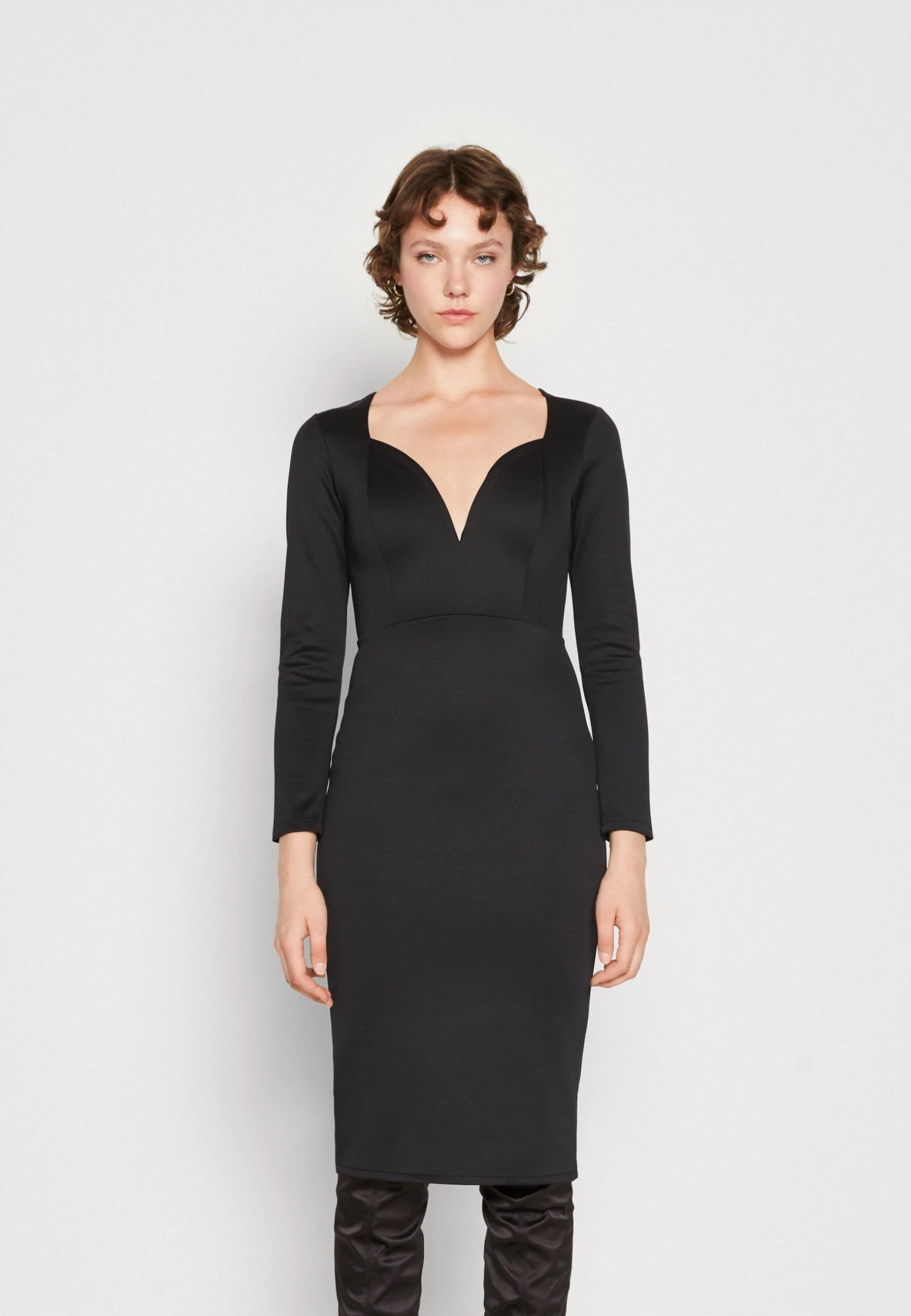 Wal G Zanad V Neck Midi - Jerseyjurk - Black 3 Wal G Zanad V Neck Midi - Jerseyjurk - Black