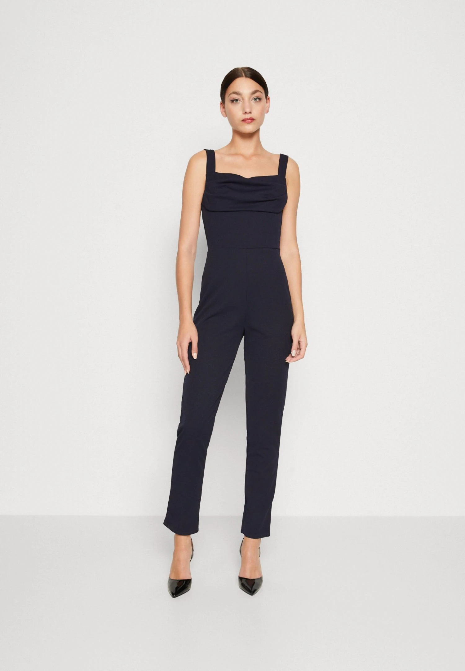 Wal G Serena Pleated - Jumpsuit - Navy Blue 2 Wal G Serena Pleated - Jumpsuit - Navy Blue