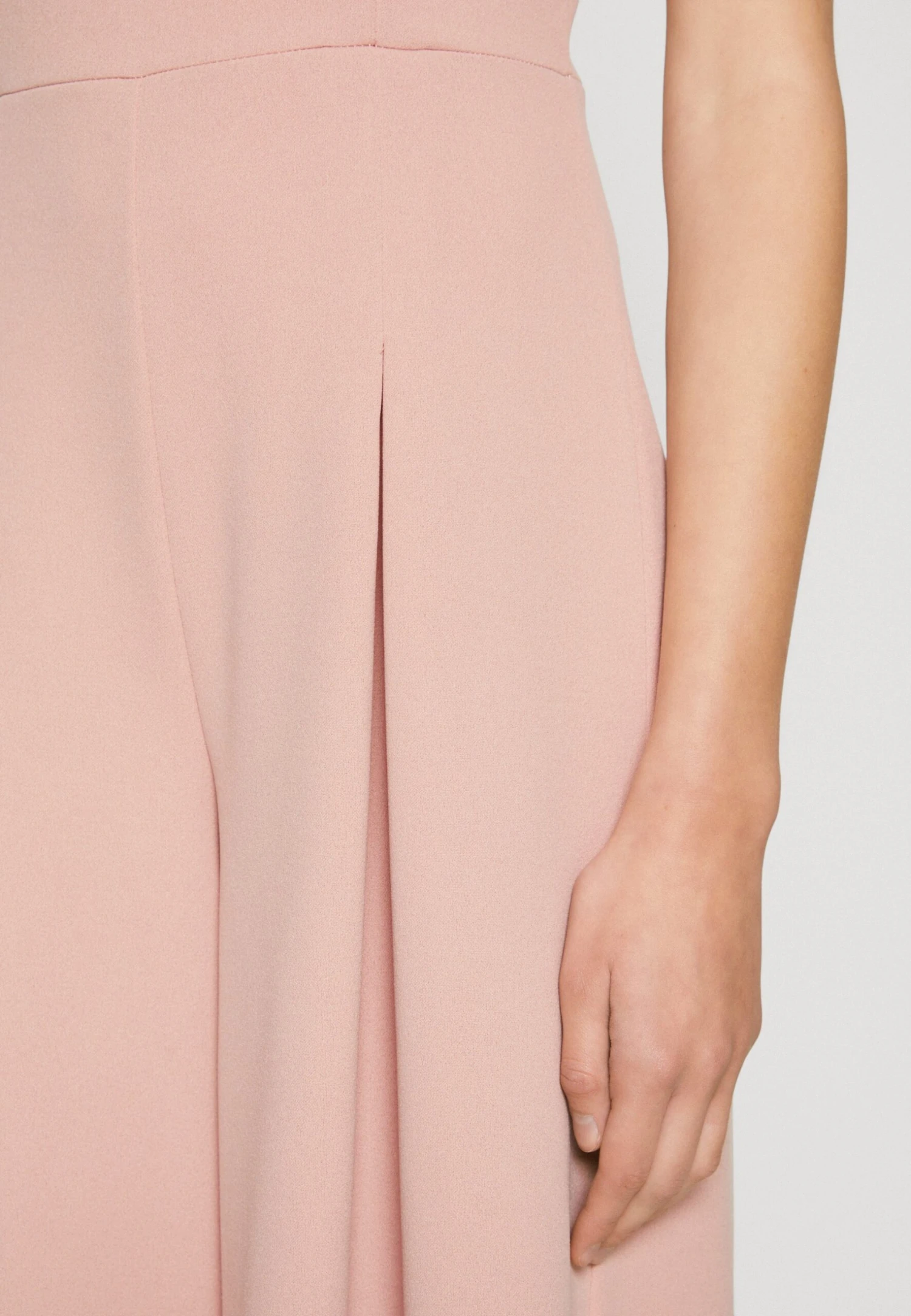 Wal G Nancy Off Shoulder - Jumpsuit - Blush Pink 8 Wal G Nancy Off Shoulder - Jumpsuit - Blush Pink - Afbeelding 6