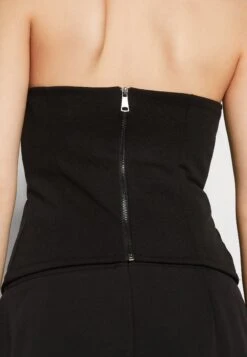 Wal G Liza V Neck- Top - Black -Wal G ee6bec51e4164d3d8c1de5aaf85e7e32