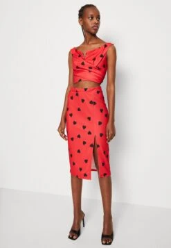 Wal G Valentines Heart Crop - Top - Red/Black 11 Wal G Valentines Heart Crop - Top - Red/Black -Wal G f0ca95bbeeb6415586a5ce9a868f10ea