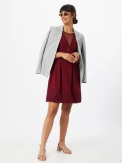 Wal G Cocktailjurken Cocktailjurk Dames Wijnrood 10 Wal G Cocktailjurken Cocktailjurk Dames Wijnrood -Wal G f65206c598785a843ccef786069f6cc5